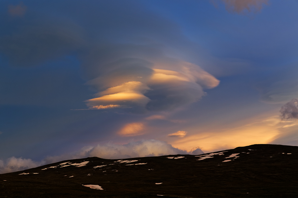 fantastisches Wolkenspiel im Jotunheimen, Norwegen