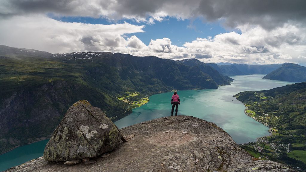 Insidertipp: Tour auf den Børestein in Luster am Sognefjord (Norwegen) Insidertipp: Tour auf den Børestein in Luster am Sognefjord (Norwegen) - Tagestour, Sognefjord, Sogn og Fjordane, Outdoor, Molden, Luster, Jotunheimen, Hiking, Dalsdalen, Børestein, Aussicht - outdoor, norwegen -
