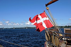 Märchenhafter Urlaub auf der Insel Fünen - dem Garten von Dänemark Märchenhafter Urlaub auf der Insel Fünen - dem Garten von Dänemark - Urlaub, Storebelt, Storebæltbroen, Lillebæltbro, Insel, Gastbeitrag, Fünen, Brücke - sehen-erleben, daenemark - Unsere Gastautorin Heike Pfennig berichtet von einem traumhaften Aufenthalt auf der Insel Fünen im Osten von Dänemark - einem idyllischen Reiseziel mitten in der Ostsee gelegen.