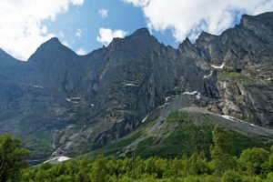Bild von der Höchsten Steilwand in ganz Europa mit den Namen Trollveggen in Norwegen