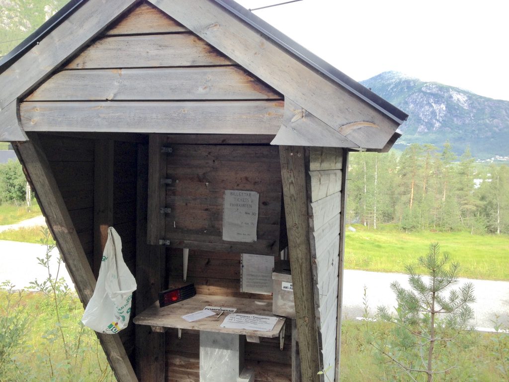 Bild einer Bomveg Mautstation in Norwegen Bild einer Bomveg Mautstation in Norwegen