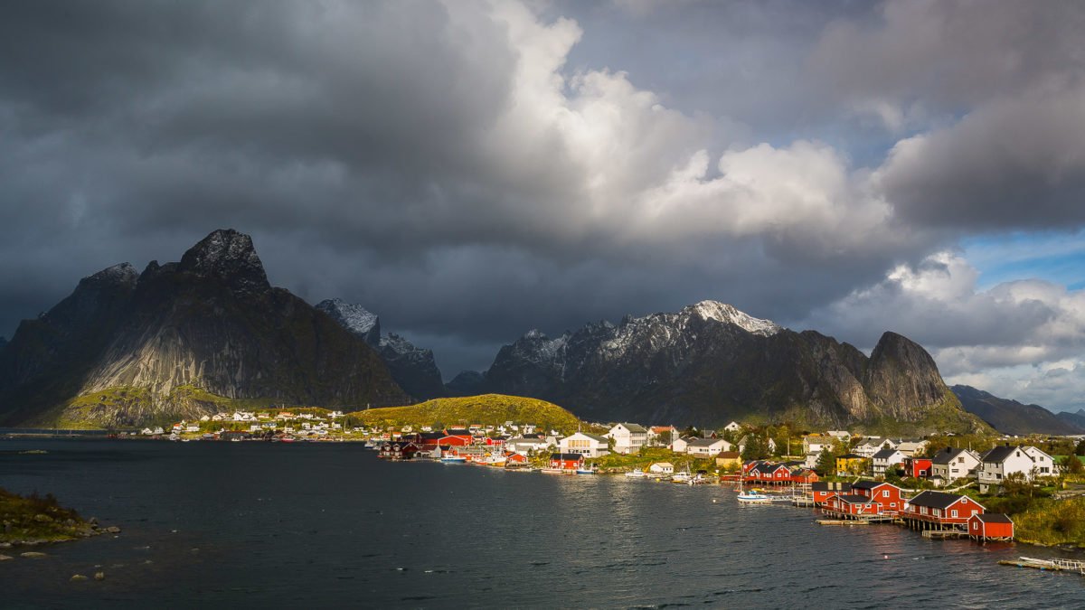 Roadtrip "Inseln des Nordens" - Herbst im Norden von Norwegen (Teil 1: Lofoten) Roadtrip "Inseln des Nordens" - Herbst im Norden von Norwegen (Teil 1: Lofoten) - Van, Nordnorwegen, Lofoten, Inseln, Herbst - roadtrips, norwegen -