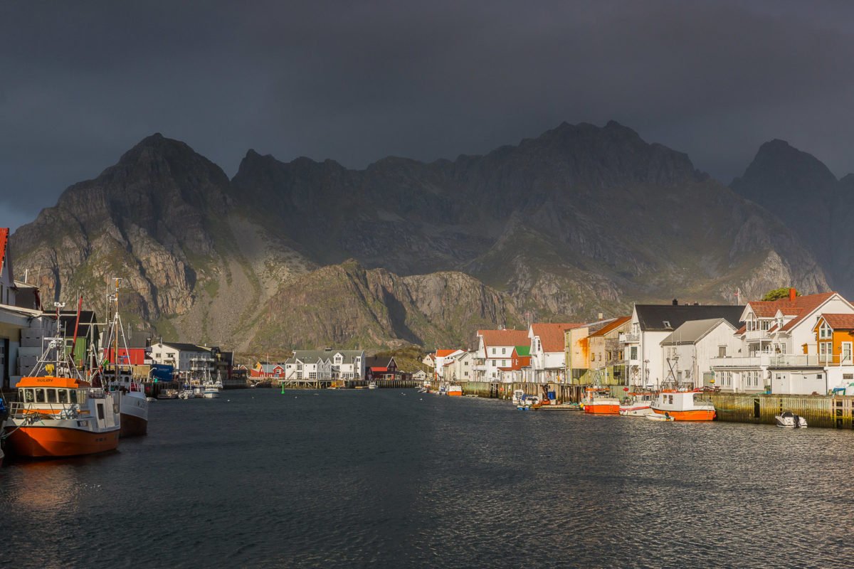 Roadtrip "Inseln des Nordens" - Herbst im Norden von Norwegen (Teil 1: Lofoten) Roadtrip "Inseln des Nordens" - Herbst im Norden von Norwegen (Teil 1: Lofoten) - Van, Nordnorwegen, Lofoten, Inseln, Herbst - roadtrips, norwegen -