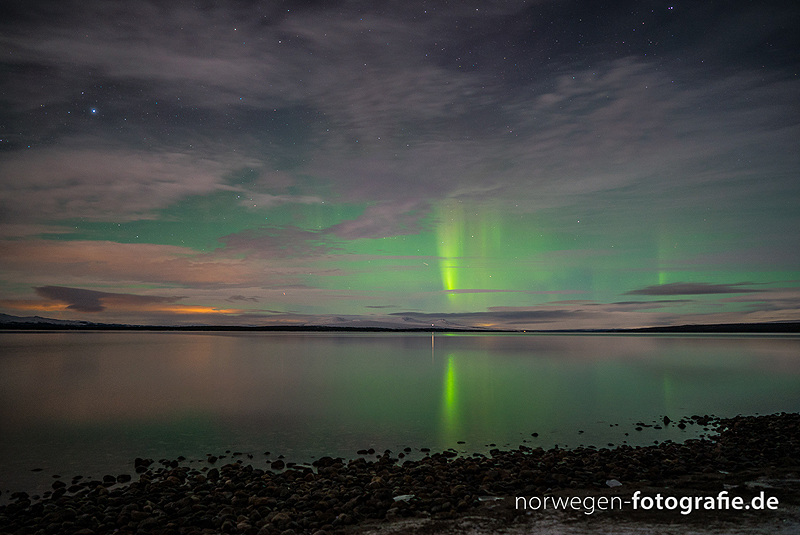 Wahnsinn - ein Foto auf dem das Nordlicht zu sehen ist. im norwegischen Nationalpark Femundsmarka
