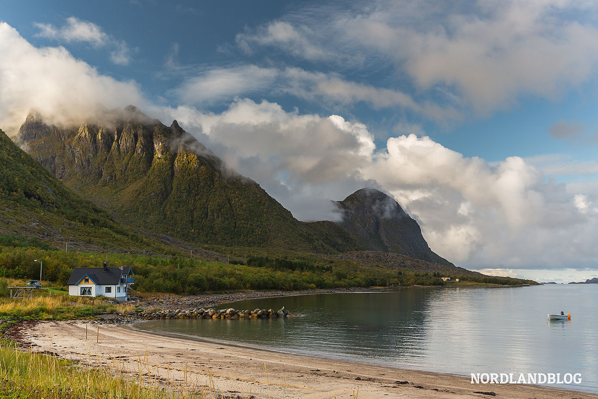 Bild am Strand von Åmnes Camping / Nordland / Helgelandskysten