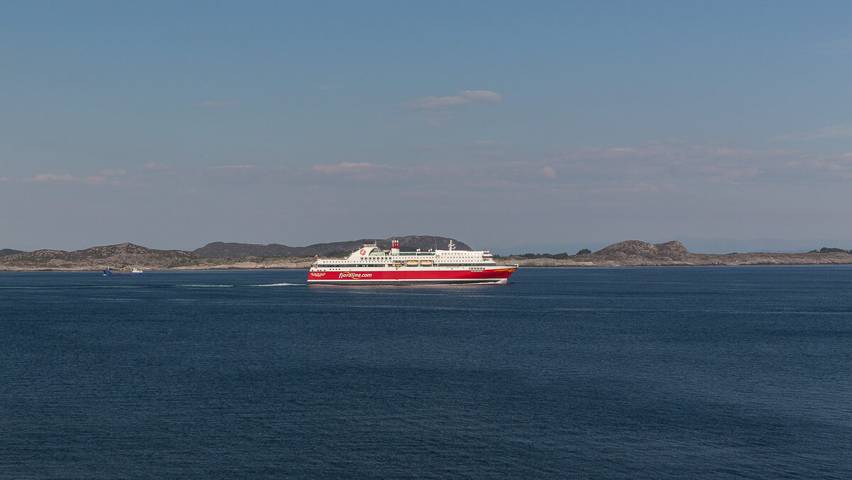 Fähre der Fjordline auf ihrem Weg zwischen Bergen und Stavanger sehen.