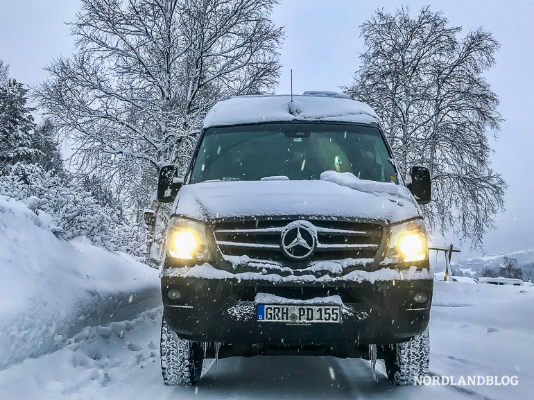 Kastenwagen Nordlandblog im Winter in Skandinavien