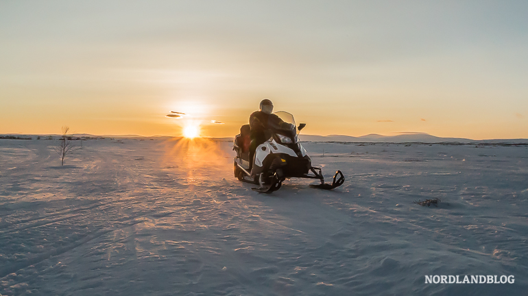 Stugudalen Schneemobil fahren in Norwegen