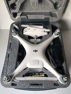 Ein Foto von der Drohne von DJI noch in der Verpackung. Ein Foto von der Drohne von DJI noch in der Verpackung.