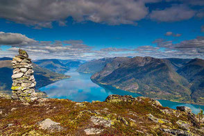 Ein Foto spricht für sich. Auf dem Gipfel des Molden in Norwegen.